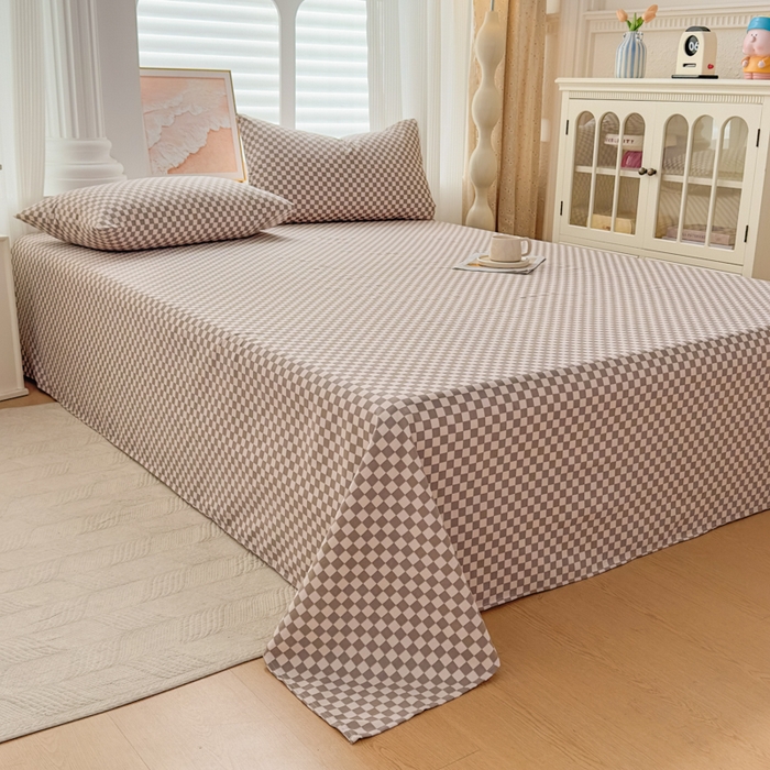 91家纺网 家纺一手货源 找家纺 爱彼家纺 2026新款马上发财新布料细沙三枚缎全新工艺老粗布凉席席子床单三件套-马年系列一 咖格棋