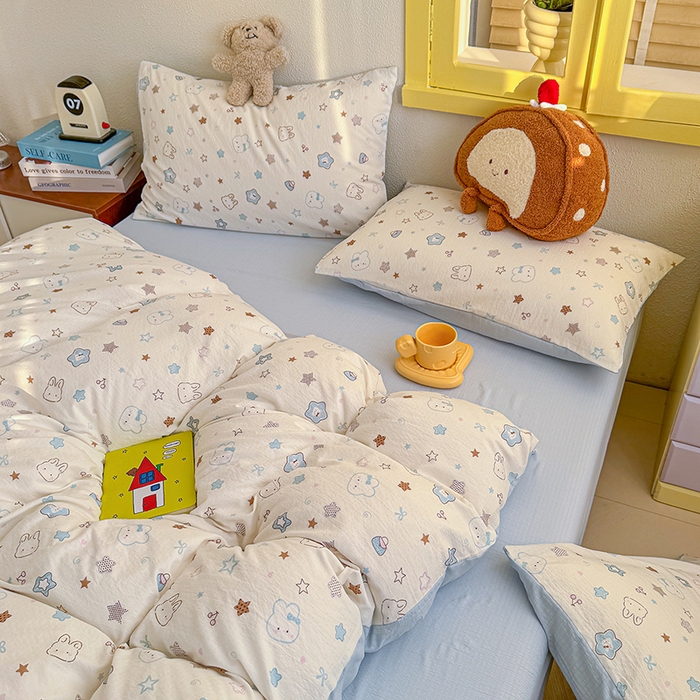 91家纺网 家纺一手货源 找家纺 云玲时尚 2026新款云感双层纱印花四件套 星星兔