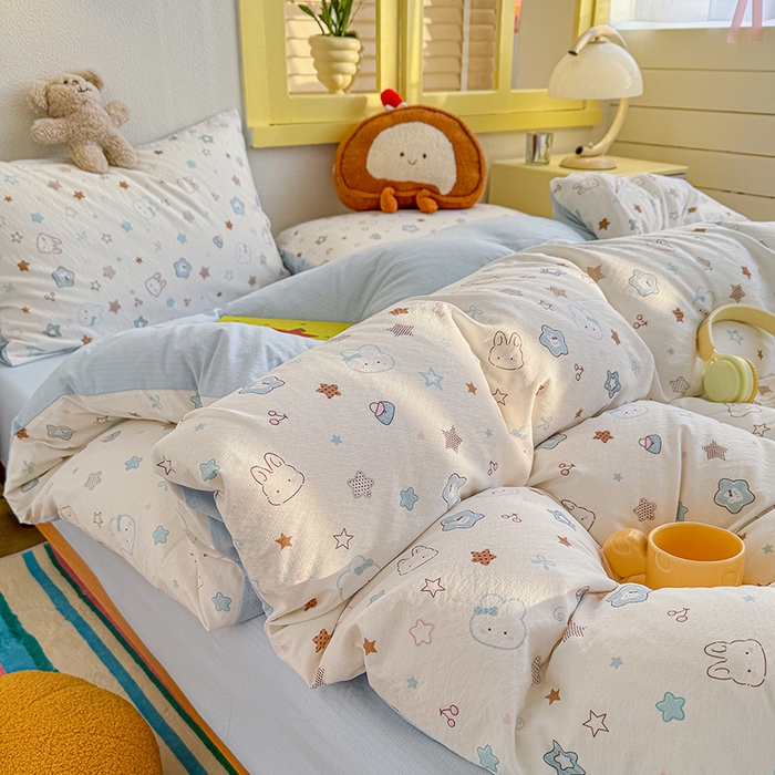 91家纺网 家纺一手货源 找家纺 云玲时尚 2026新款云感双层纱印花四件套 星星兔