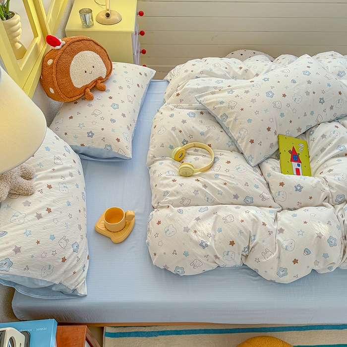 91家纺网 家纺一手货源 找家纺 云玲时尚 2026新款云感双层纱印花四件套 星星兔