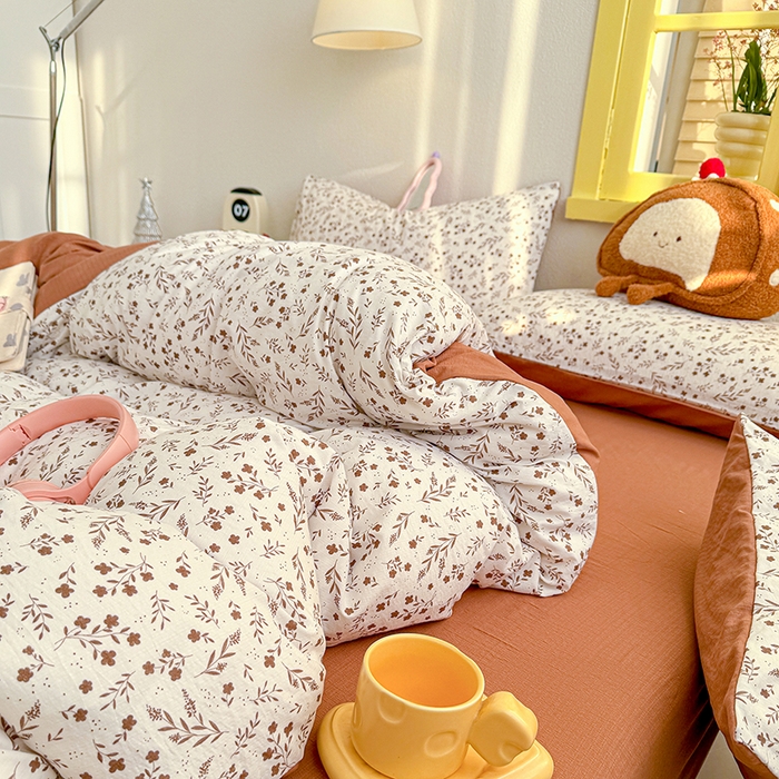 91家纺网 家纺一手货源 找家纺 云玲时尚 2026新款云感双层纱印花四件套 枝蔓