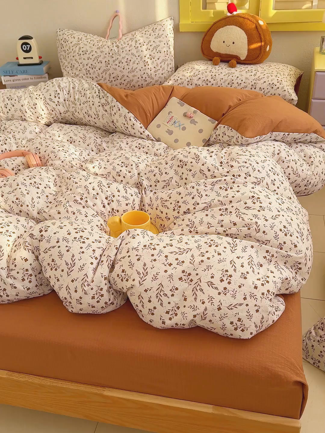 91家纺网 家纺一手货源 找家纺 云玲时尚 2026新款云感双层纱印花四件套 枝蔓