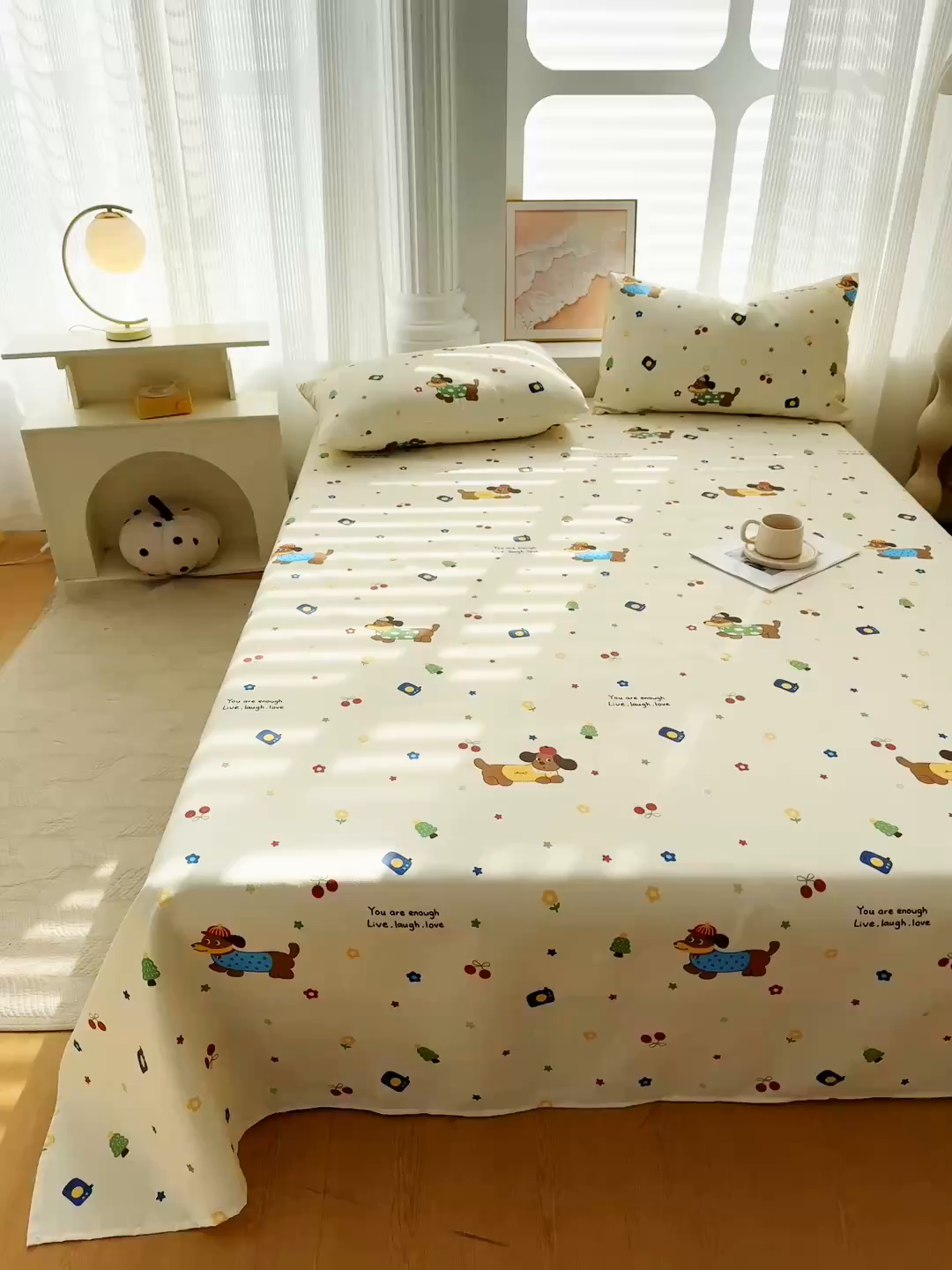 91家纺网 家纺一手货源 找家纺 爱彼家纺 2026新款马上发财新布料细沙三枚缎全新工艺老粗布凉席席子床单三件套-马年系列一 甜樱萌犬