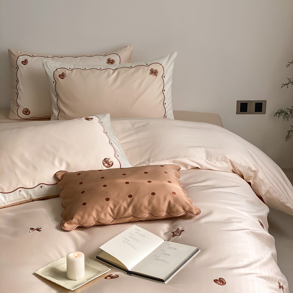 91家纺网 家纺一手货源 找家纺 极简 2026新款100s长绒棉刺绣四件套-香榭雅绣 香榭雅绣-咖