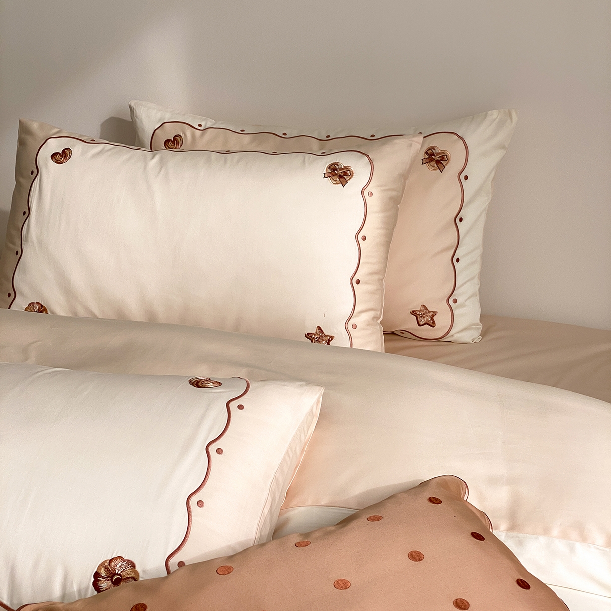 91家纺网 家纺一手货源 找家纺 极简 2026新款100s长绒棉刺绣四件套-香榭雅绣 香榭雅绣-白