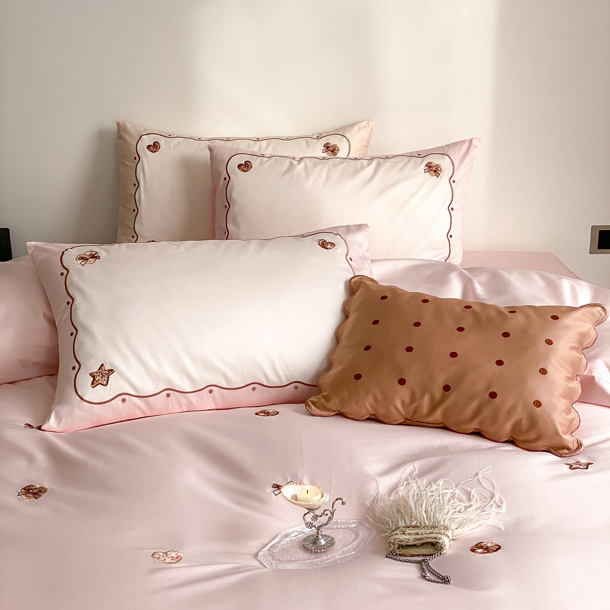 91家纺网 家纺一手货源 找家纺 极简 2026新款100s长绒棉刺绣四件套-香榭雅绣 香榭雅绣-粉