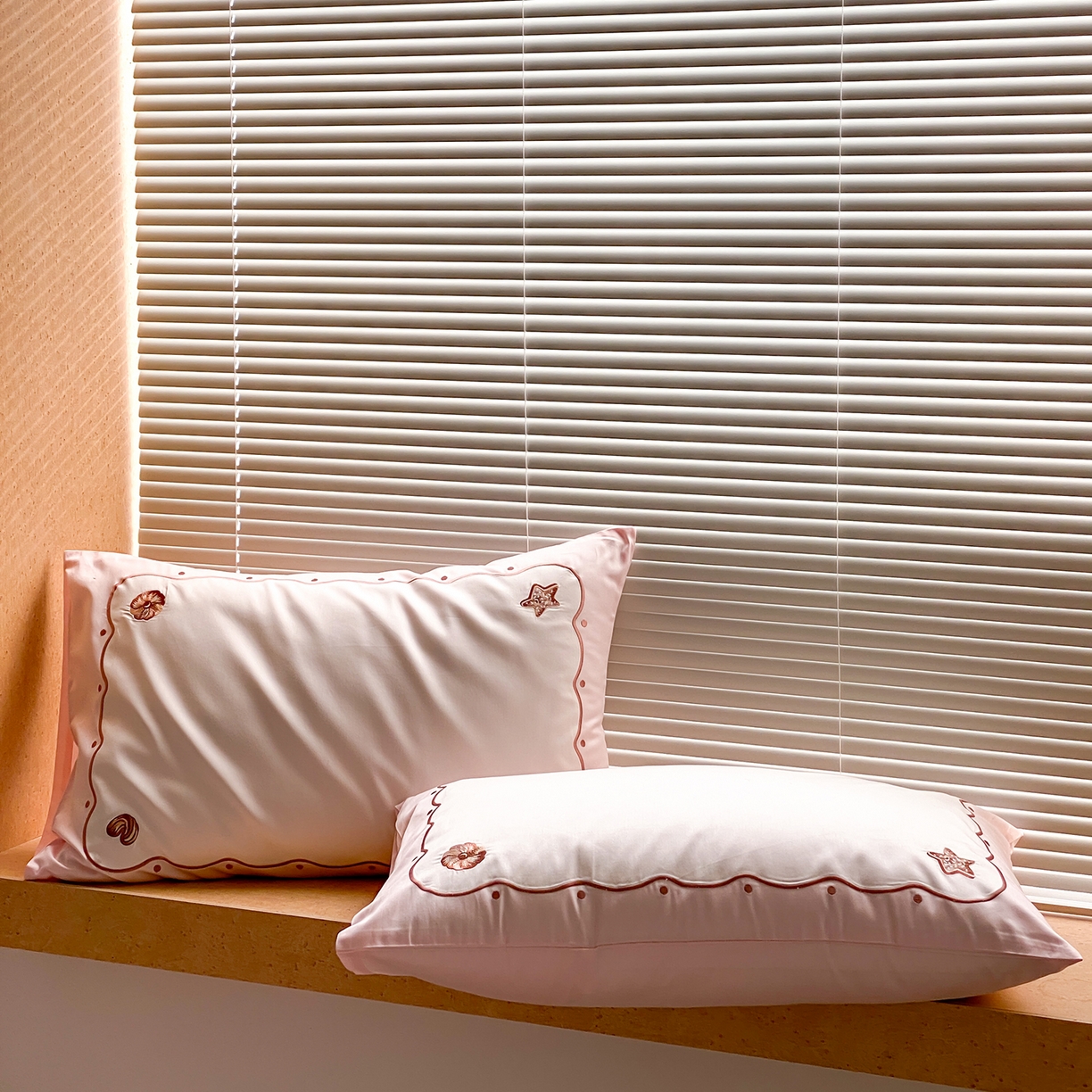 91家纺网 家纺一手货源 找家纺 极简 2026新款100s长绒棉刺绣四件套-香榭雅绣 香榭雅绣-粉