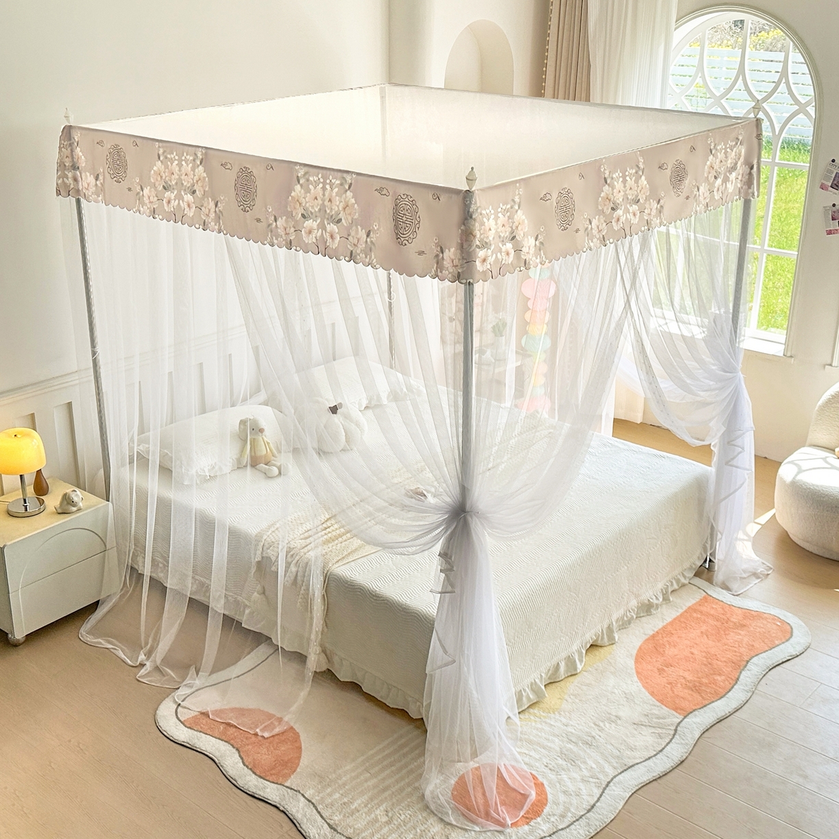 91家纺网 家纺一手货源 找家纺 初心家纺 2026新款宫廷落地印花款蚊帐-场景二 中国风