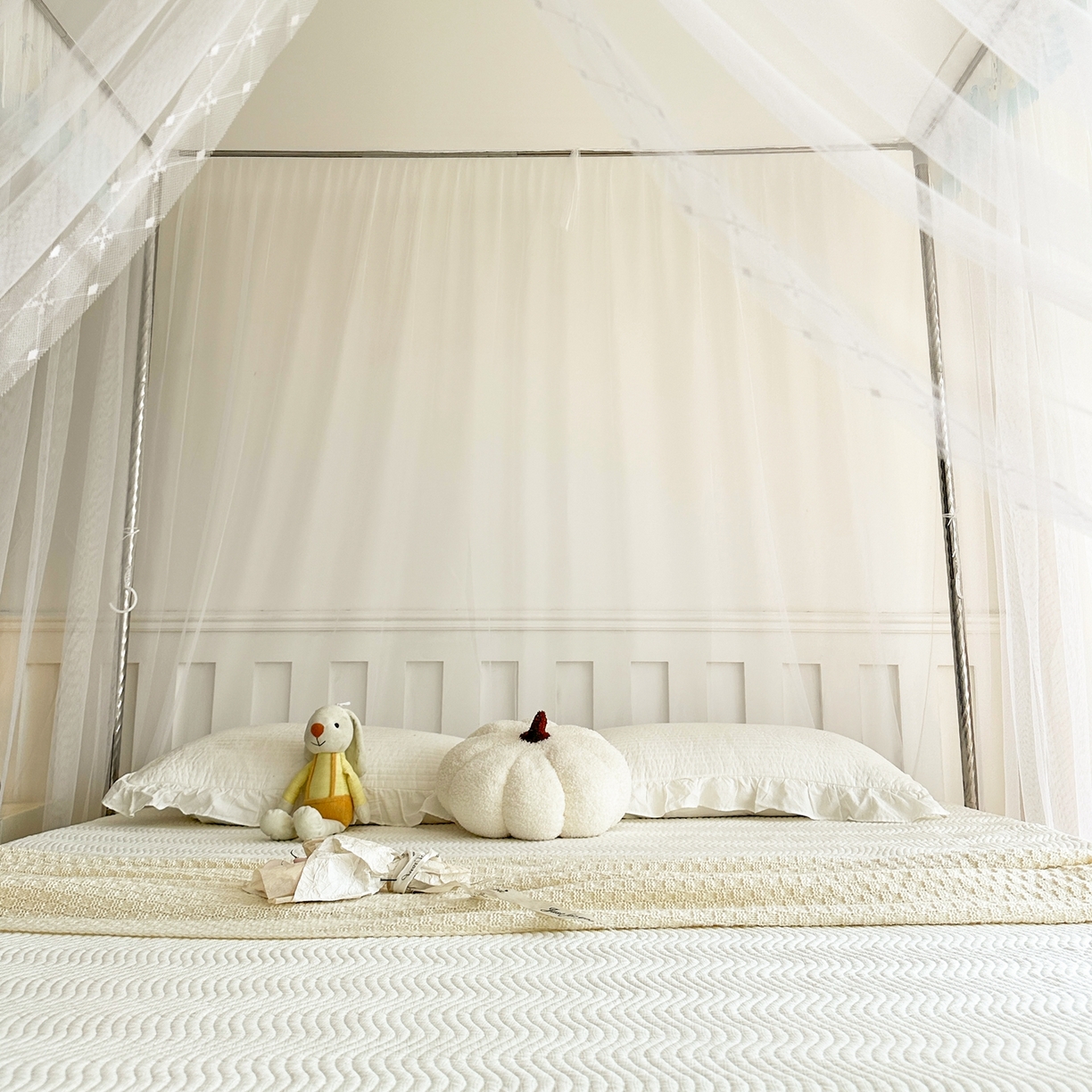 91家纺网 家纺一手货源 找家纺 初心家纺 2026新款宫廷落地印花款蚊帐-场景二 动物世界