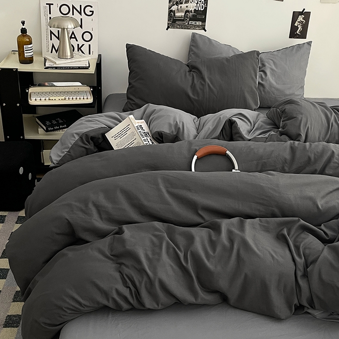 91家纺网 家纺一手货源 找家纺 贝拉梦家纺 2026新款无印风高克重加厚云感棉三件套四件套单被套系列 深空灰律