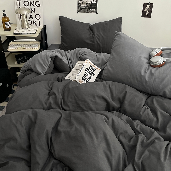 91家纺网 家纺一手货源 找家纺 贝拉梦家纺 2026新款无印风高克重加厚云感棉三件套四件套单被套系列 深空灰律