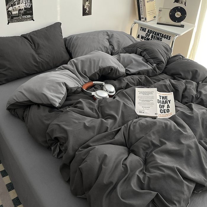 91家纺网 家纺一手货源 找家纺 贝拉梦家纺 2026新款无印风高克重加厚云感棉三件套四件套单被套系列 深空灰律