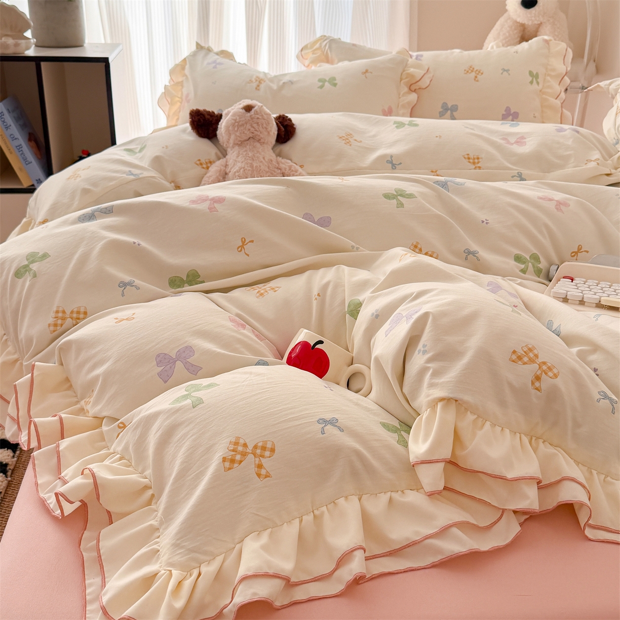 91家纺网 家纺一手货源 找家纺 吾欢心 2026春夏新款古法水洗仿棉韩版双层花边四件套 彩色蝴蝶结