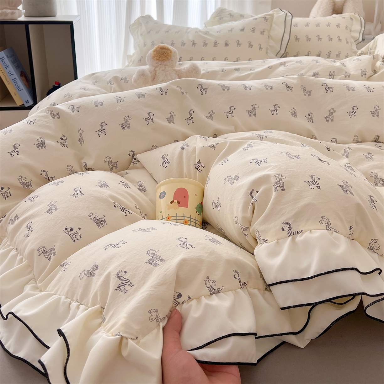 91家纺网 家纺一手货源 找家纺 吾欢心 2026春夏新款古法水洗仿棉韩版双层花边四件套 斑马