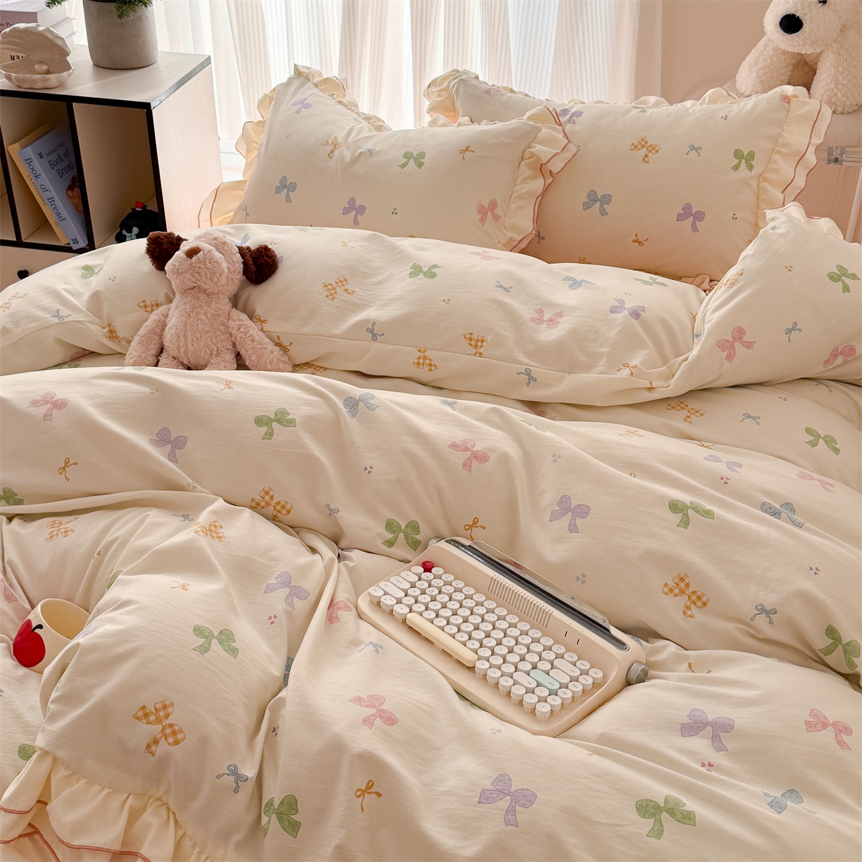 91家纺网 家纺一手货源 找家纺 吾欢心 2026春夏新款古法水洗仿棉韩版双层花边四件套 彩色蝴蝶结