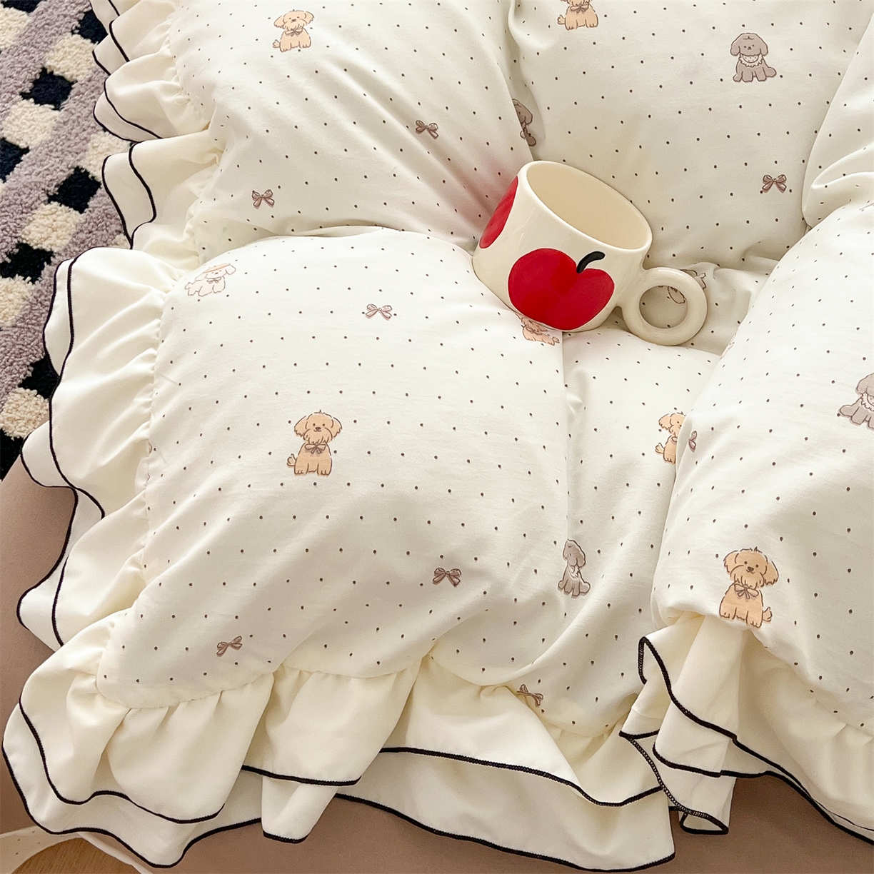 91家纺网 家纺一手货源 找家纺 吾欢心 2026春夏新款古法水洗仿棉韩版双层花边四件套 卡通小狗