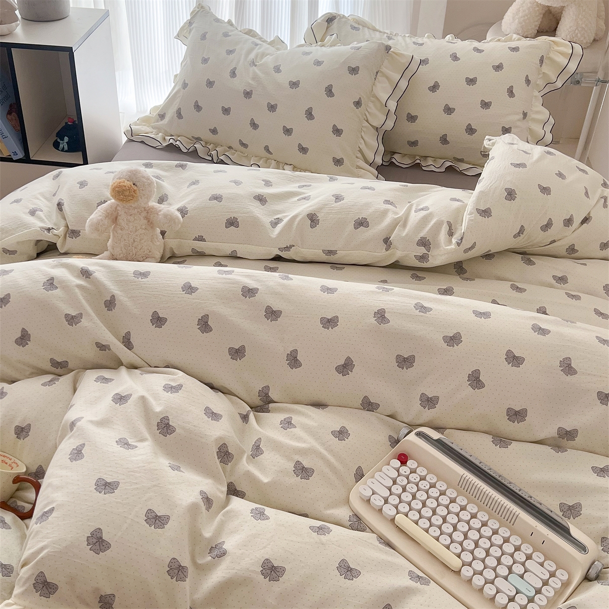 91家纺网 家纺一手货源 找家纺 吾欢心 2026春夏新款古法水洗仿棉韩版双层花边四件套 汐颜