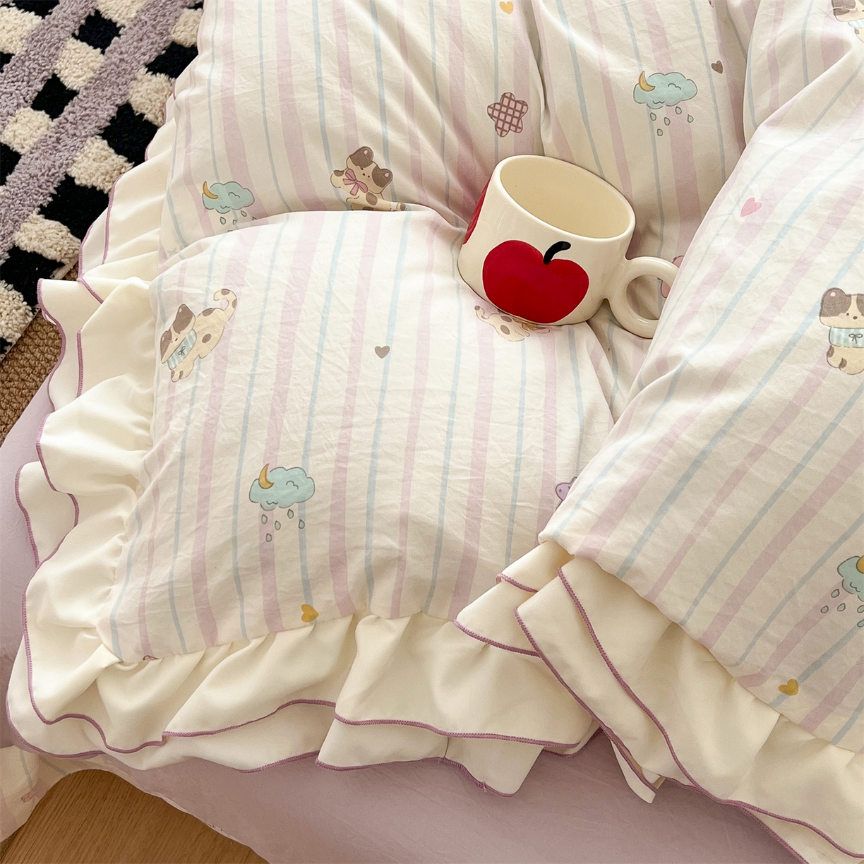 91家纺网 家纺一手货源 找家纺 吾欢心 2026春夏新款古法水洗仿棉韩版双层花边四件套 萌宠宝贝