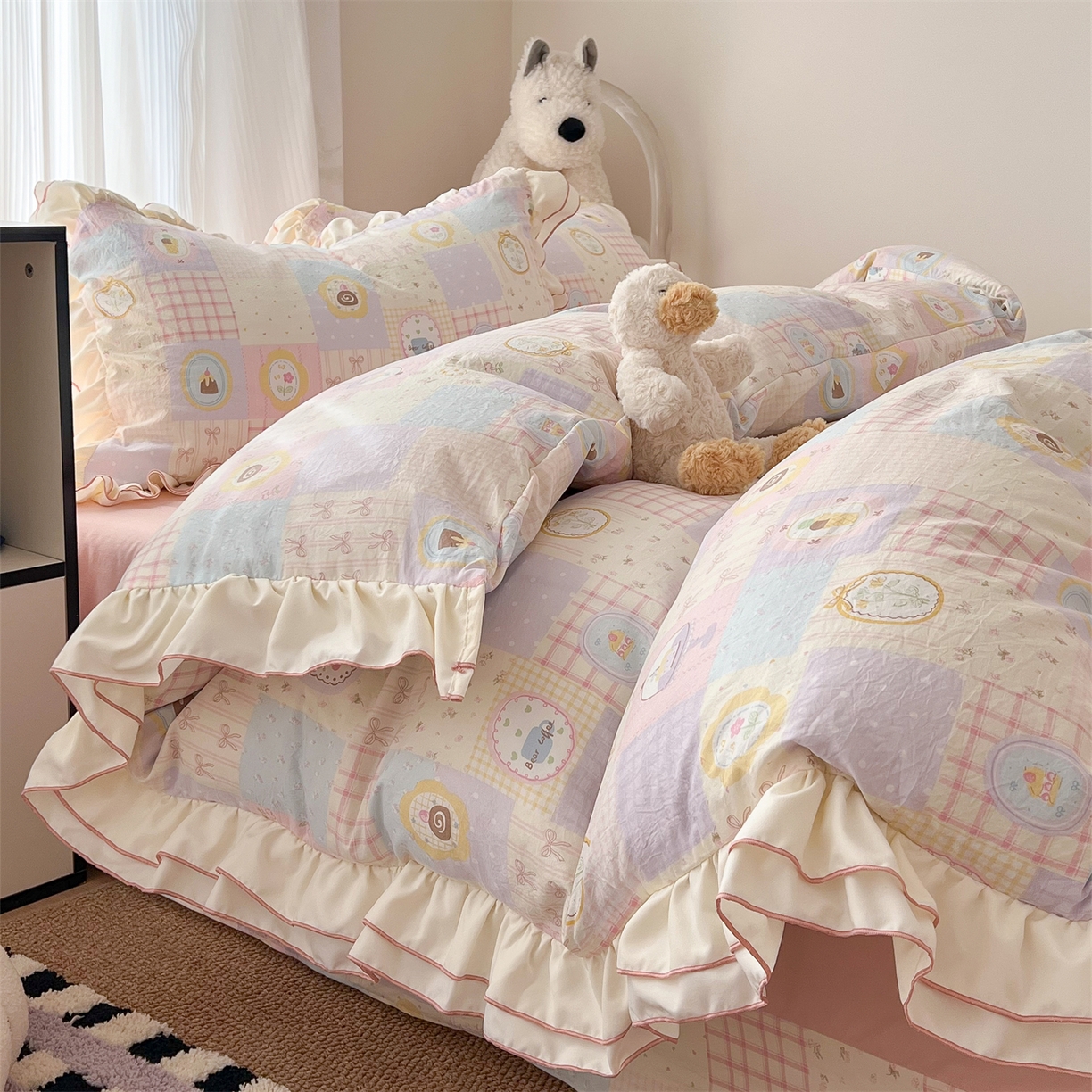 91家纺网 家纺一手货源 找家纺 吾欢心 2026春夏新款古法水洗仿棉韩版双层花边四件套 田园趣味