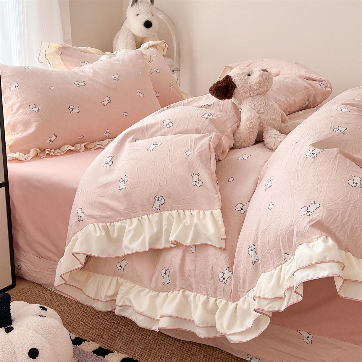 91家纺网 家纺一手货源 找家纺 吾欢心 2026春夏新款古法水洗仿棉韩版双层花边四件套 奶萌小狗