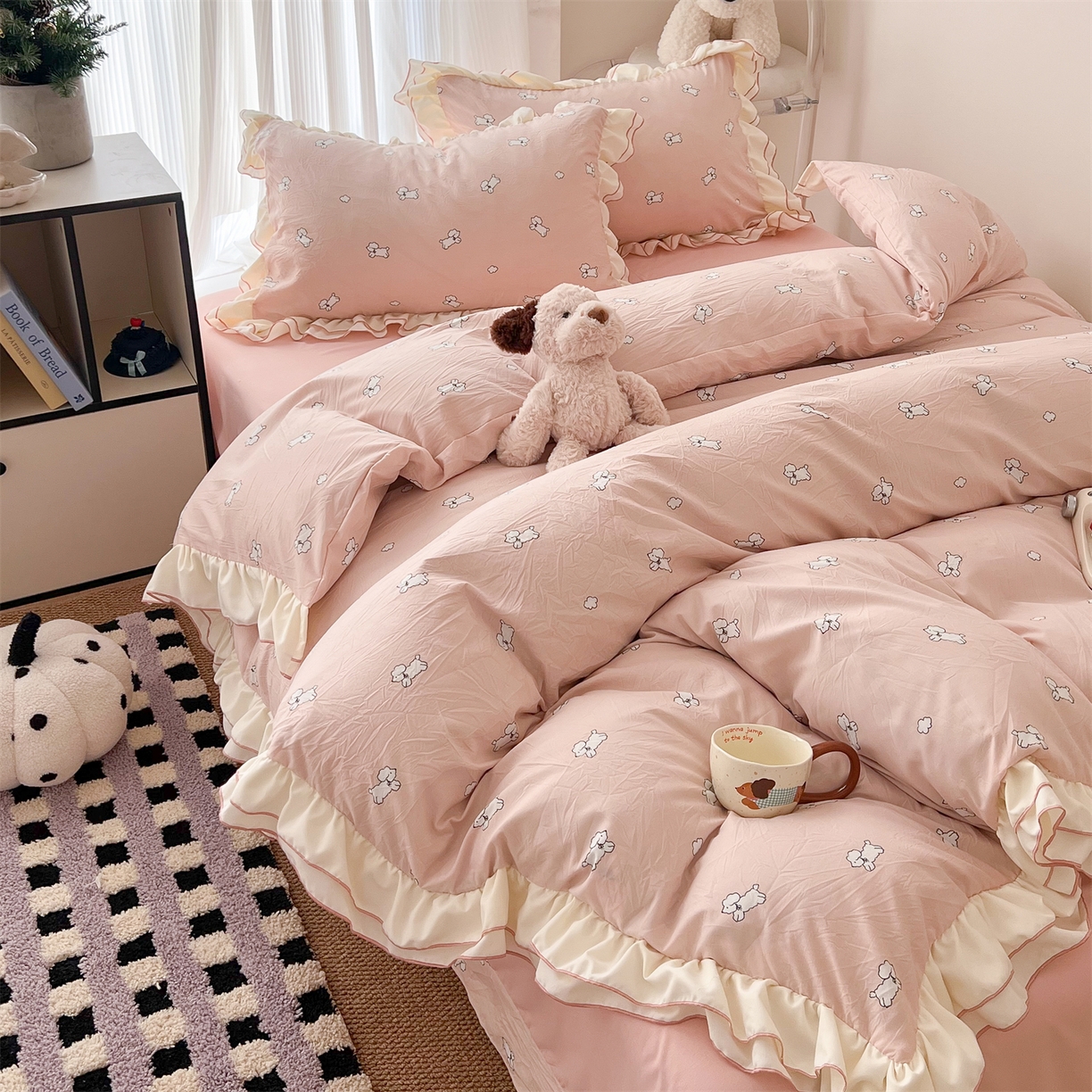 91家纺网 家纺一手货源 找家纺 吾欢心 2026春夏新款古法水洗仿棉韩版双层花边四件套 奶萌小狗