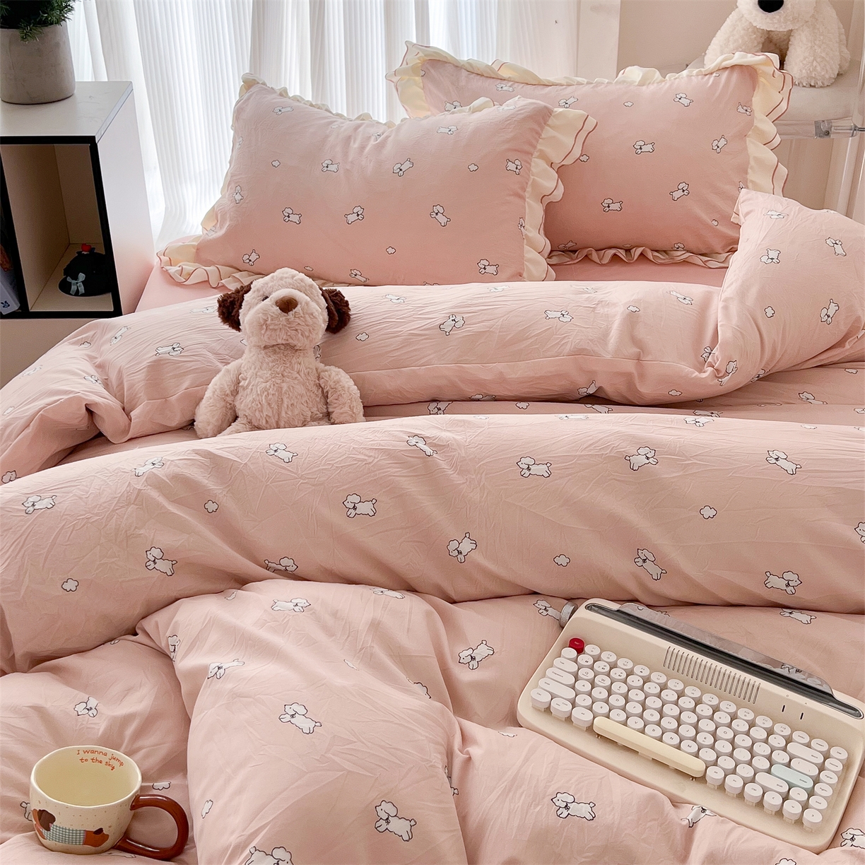 91家纺网 家纺一手货源 找家纺 吾欢心 2026春夏新款古法水洗仿棉韩版双层花边四件套 奶萌小狗