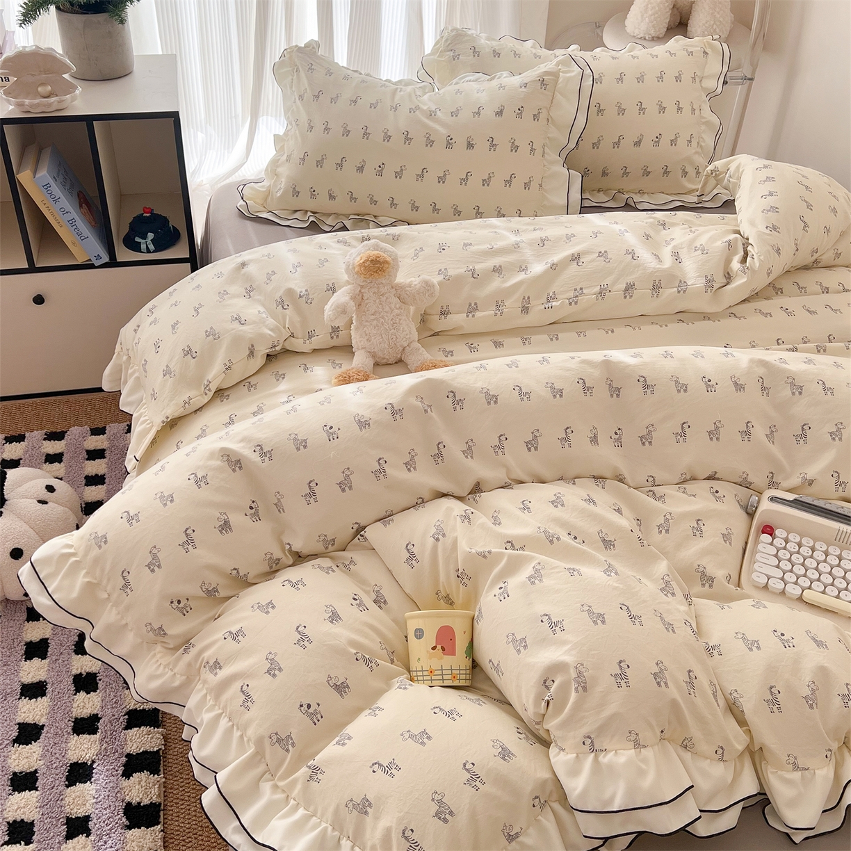 91家纺网 家纺一手货源 找家纺 吾欢心 2026春夏新款古法水洗仿棉韩版双层花边四件套 斑马