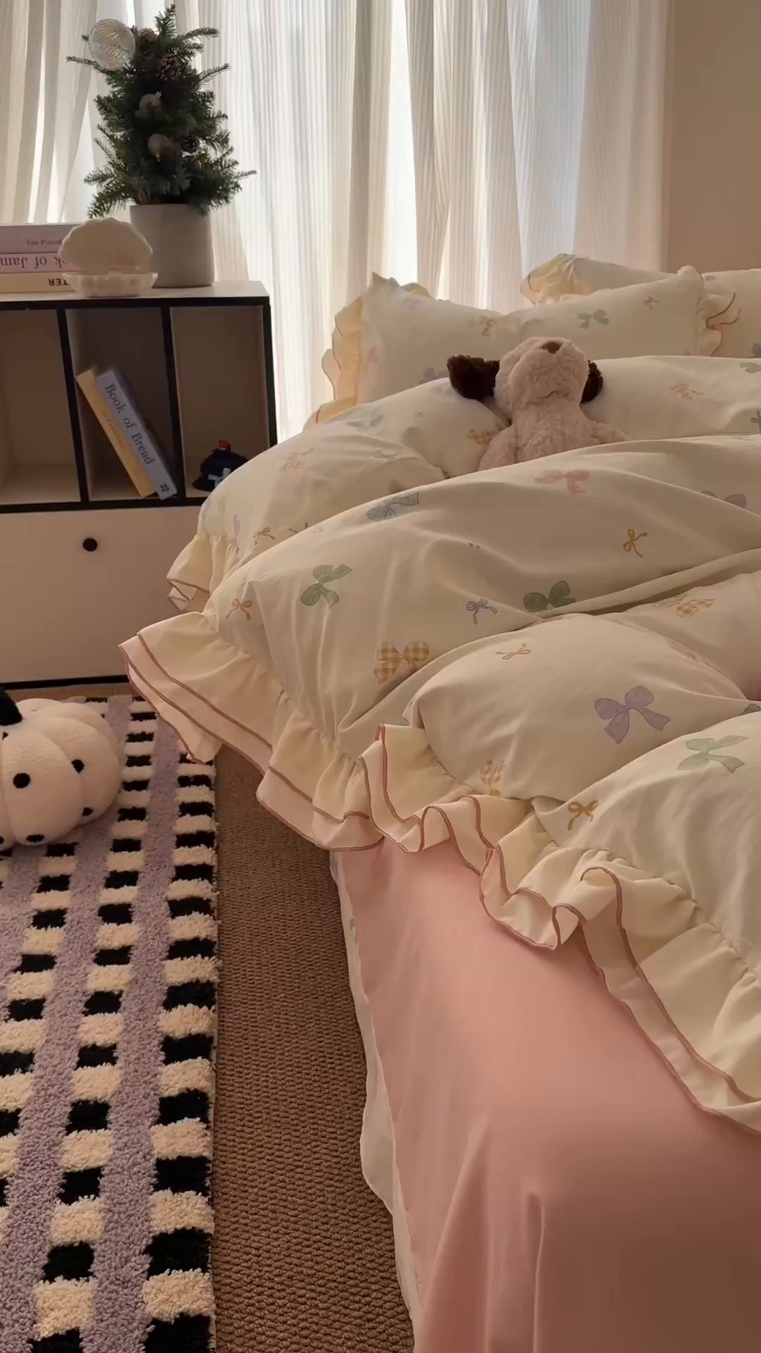 91家纺网 家纺一手货源 找家纺 吾欢心 2026春夏新款古法水洗仿棉韩版双层花边四件套 彩色蝴蝶结