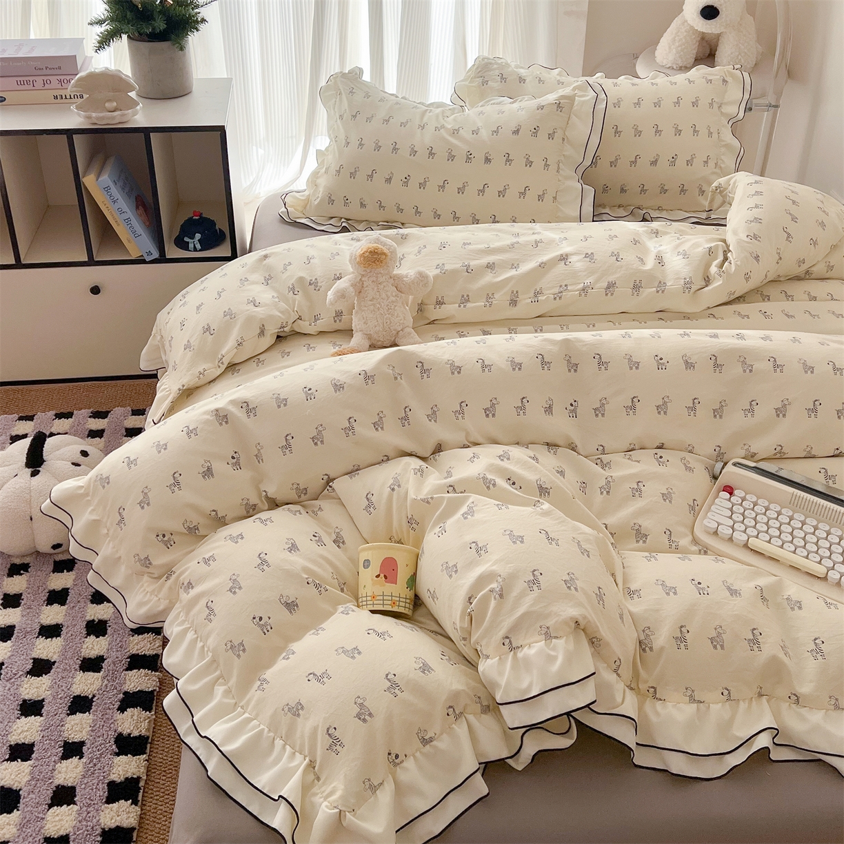 91家纺网 家纺一手货源 找家纺 吾欢心 2026春夏新款古法水洗仿棉韩版双层花边四件套 斑马