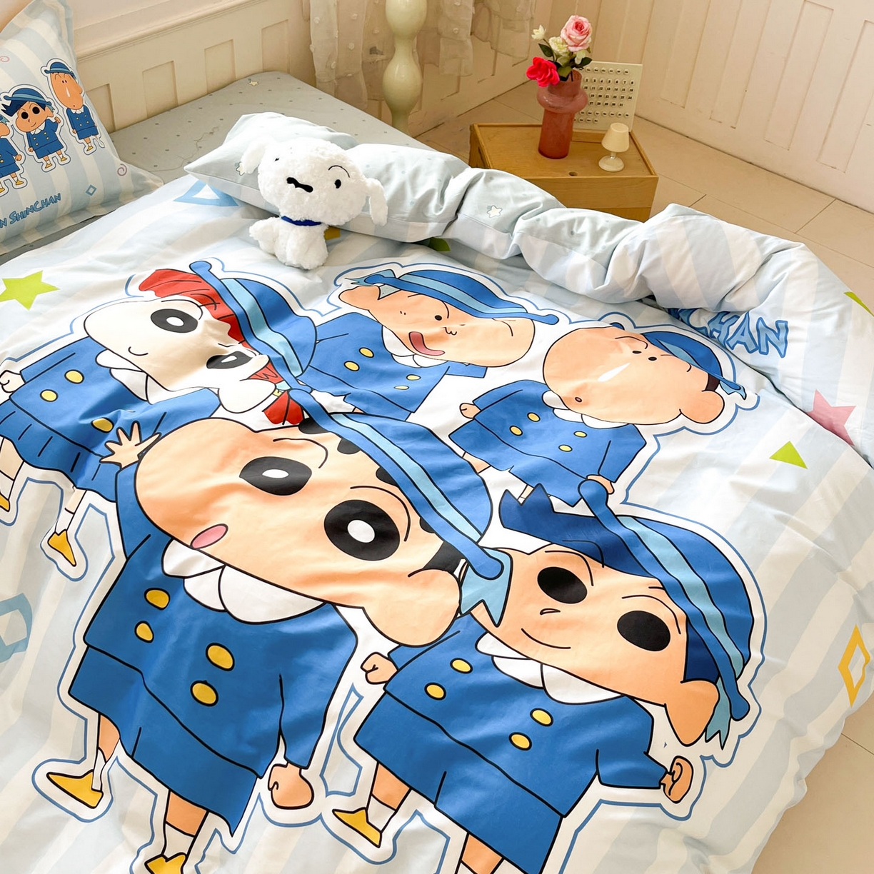 91家纺网 家纺一手货源 找家纺 博雅 2026新款蜡笔小新正版授权全棉纯棉大版四件套 大版-春日部校服小新