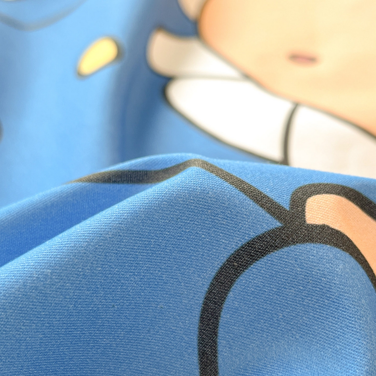 91家纺网 家纺一手货源 找家纺 博雅 2026新款蜡笔小新正版授权全棉纯棉大版四件套 大版-春日部校服小新