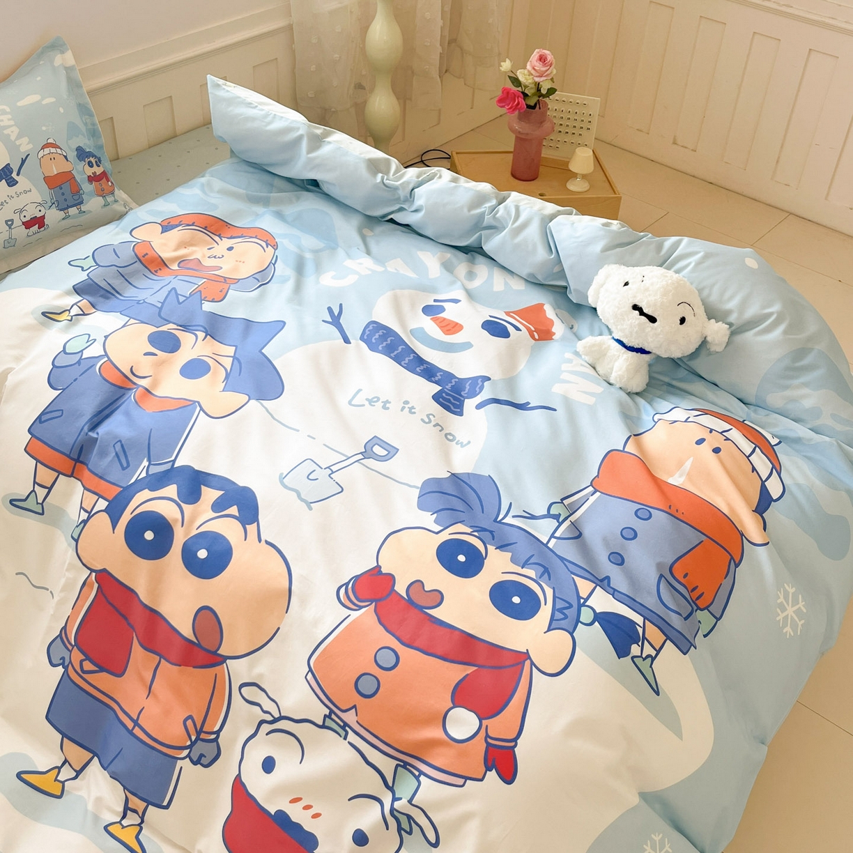 91家纺网 家纺一手货源 找家纺 博雅 2026新款蜡笔小新正版授权全棉纯棉大版四件套 大版-冬日雪人小新
