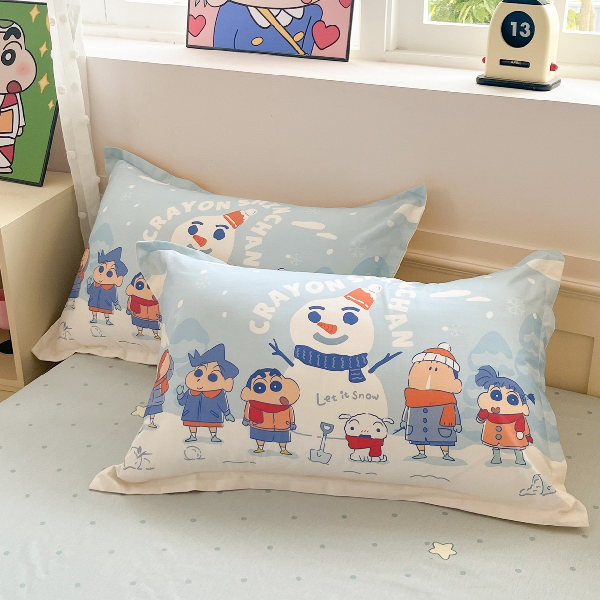 91家纺网 家纺一手货源 找家纺 博雅 2026新款蜡笔小新正版授权全棉纯棉大版四件套 大版-冬日雪人小新