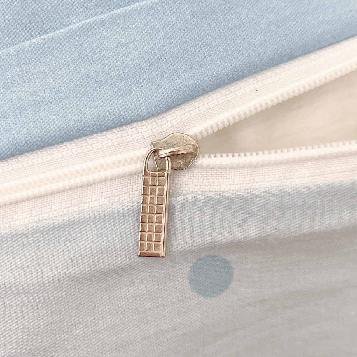 91家纺网 家纺一手货源 找家纺 博雅 2026新款蜡笔小新正版授权全棉纯棉大版四件套 大版-动感小新