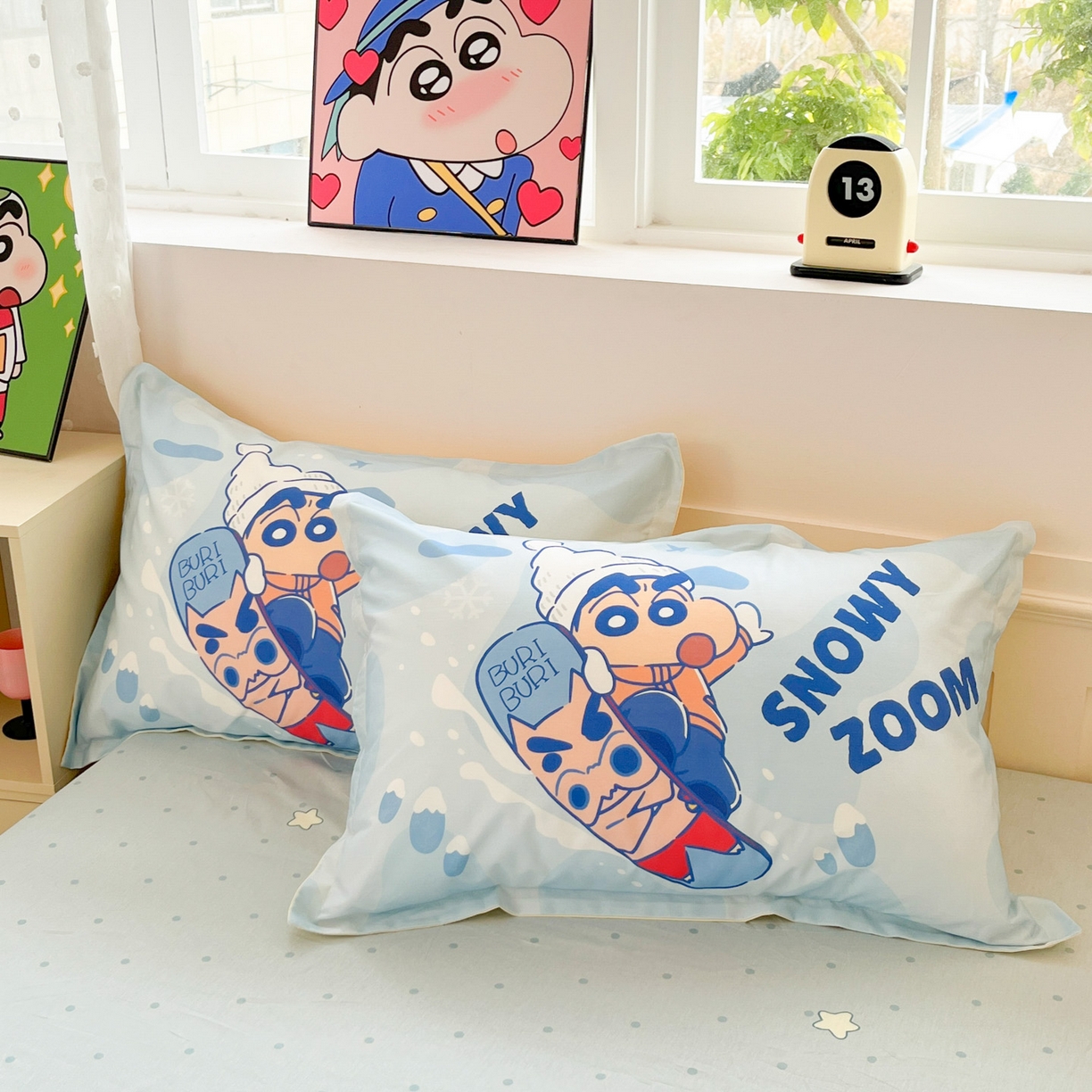 91家纺网 家纺一手货源 找家纺 博雅 2026新款蜡笔小新正版授权全棉纯棉大版四件套 大版-滑板小新