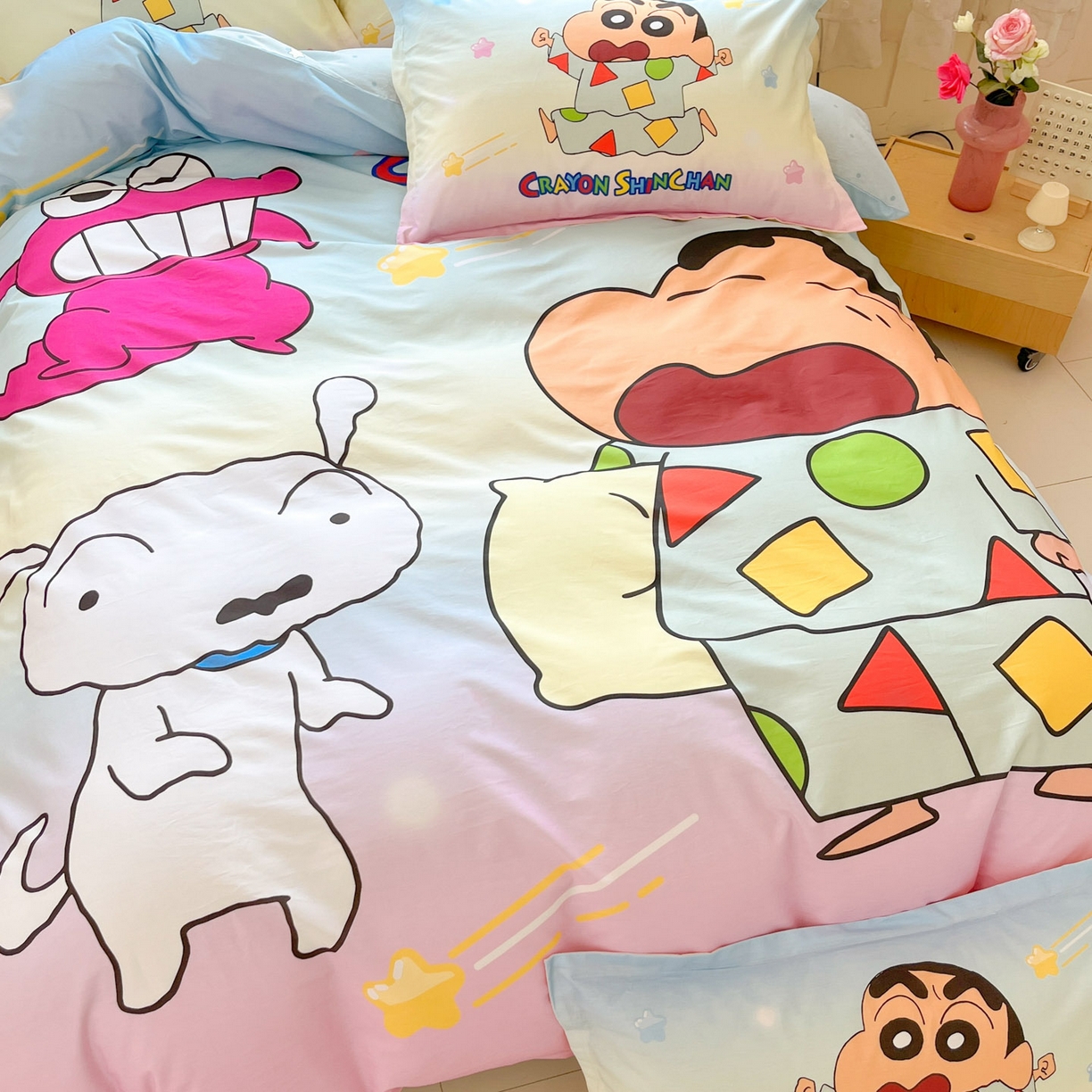 91家纺网 家纺一手货源 找家纺 博雅 2026新款蜡笔小新正版授权全棉纯棉大版四件套 大版-贪睡小新