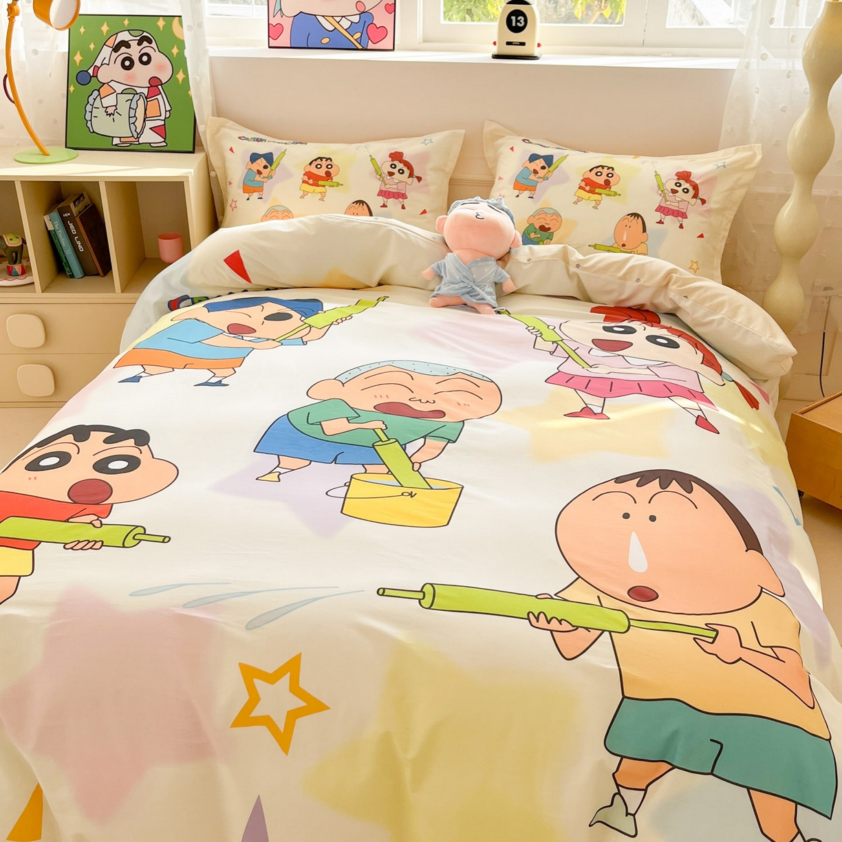 91家纺网 家纺一手货源 找家纺 博雅 2026新款蜡笔小新正版授权全棉纯棉大版四件套 大版-游玩蜡笔小新