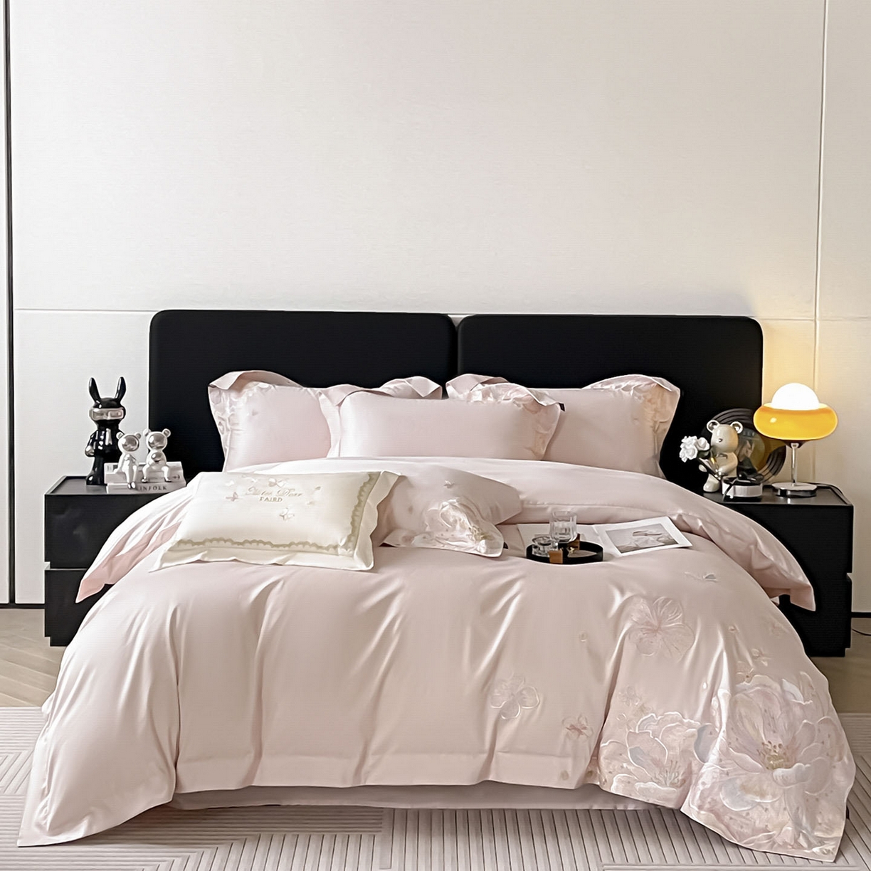 91家纺网 家纺一手货源 找家纺  2026马年特惠新品A类长绒棉纯棉四件套100全棉重工刺绣被套床单床笠轻奢高级感床上用品-花之语 花之语-颜粉