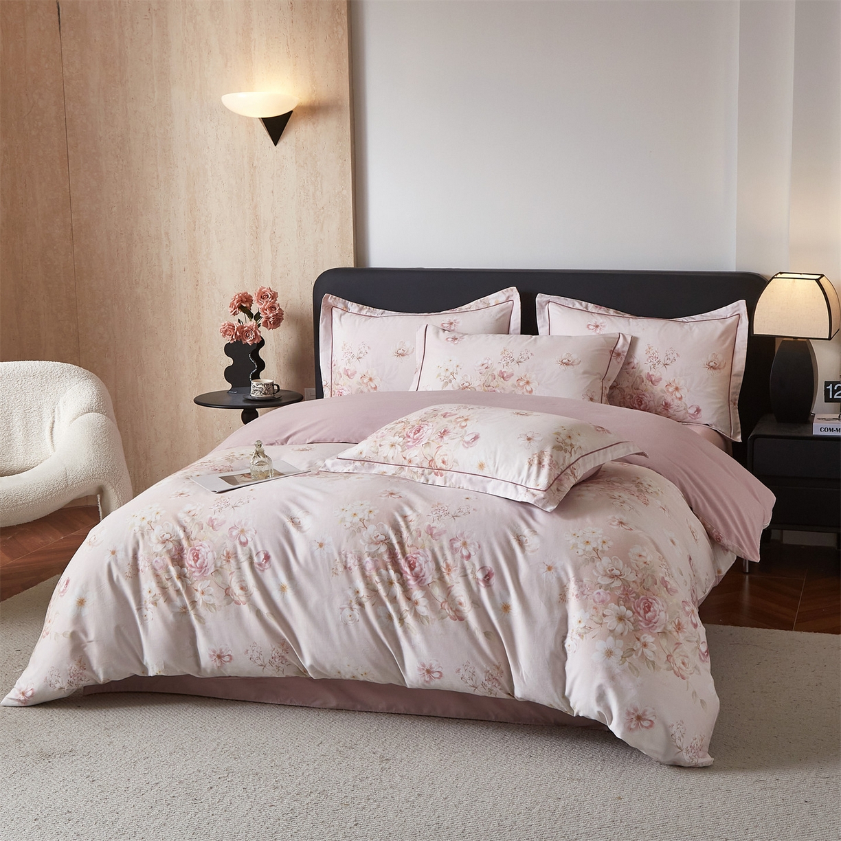 91家纺网 家纺一手货源 找家纺 曼秀琳 2026新款铂金棉数码印花四件套(全棉133*76) 可提供买家秀图片 春色如许-粉