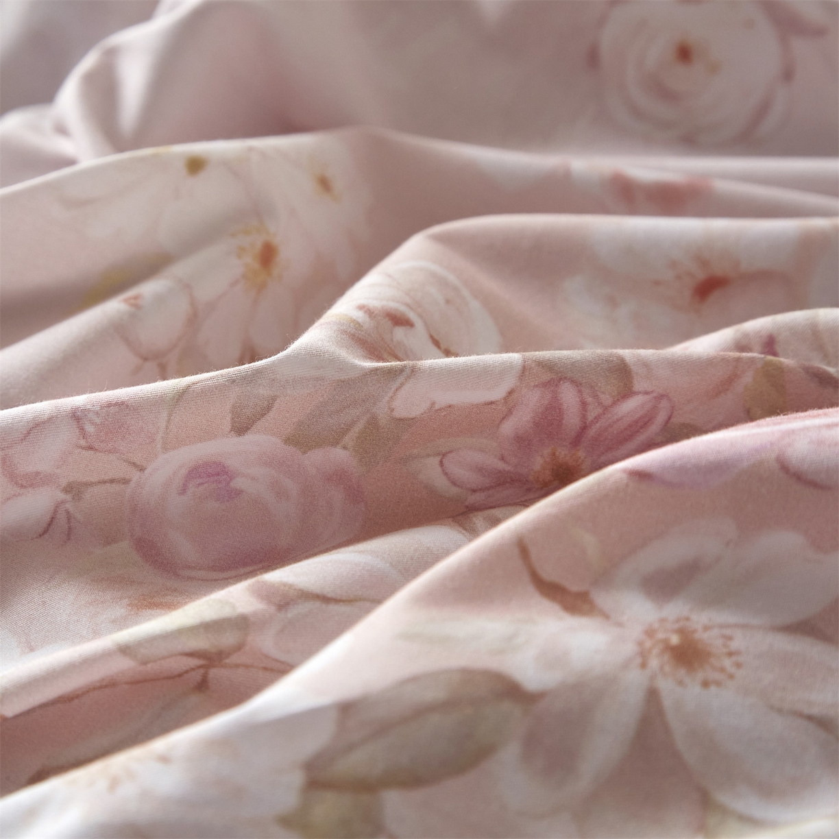 91家纺网 家纺一手货源 找家纺 曼秀琳 2026新款铂金棉数码印花四件套(全棉133*76) 可提供买家秀图片 春色如许-粉