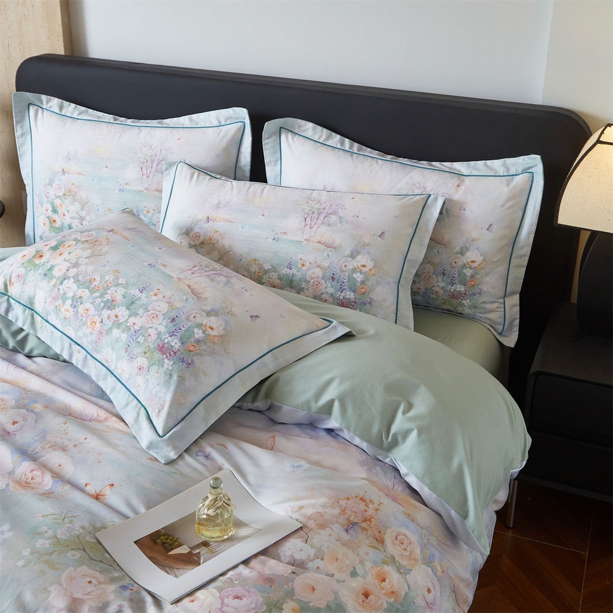 91家纺网 家纺一手货源 找家纺 曼秀琳 2026新款铂金棉数码印花四件套(全棉133*76) 可提供买家秀图片 风景宜人-绿