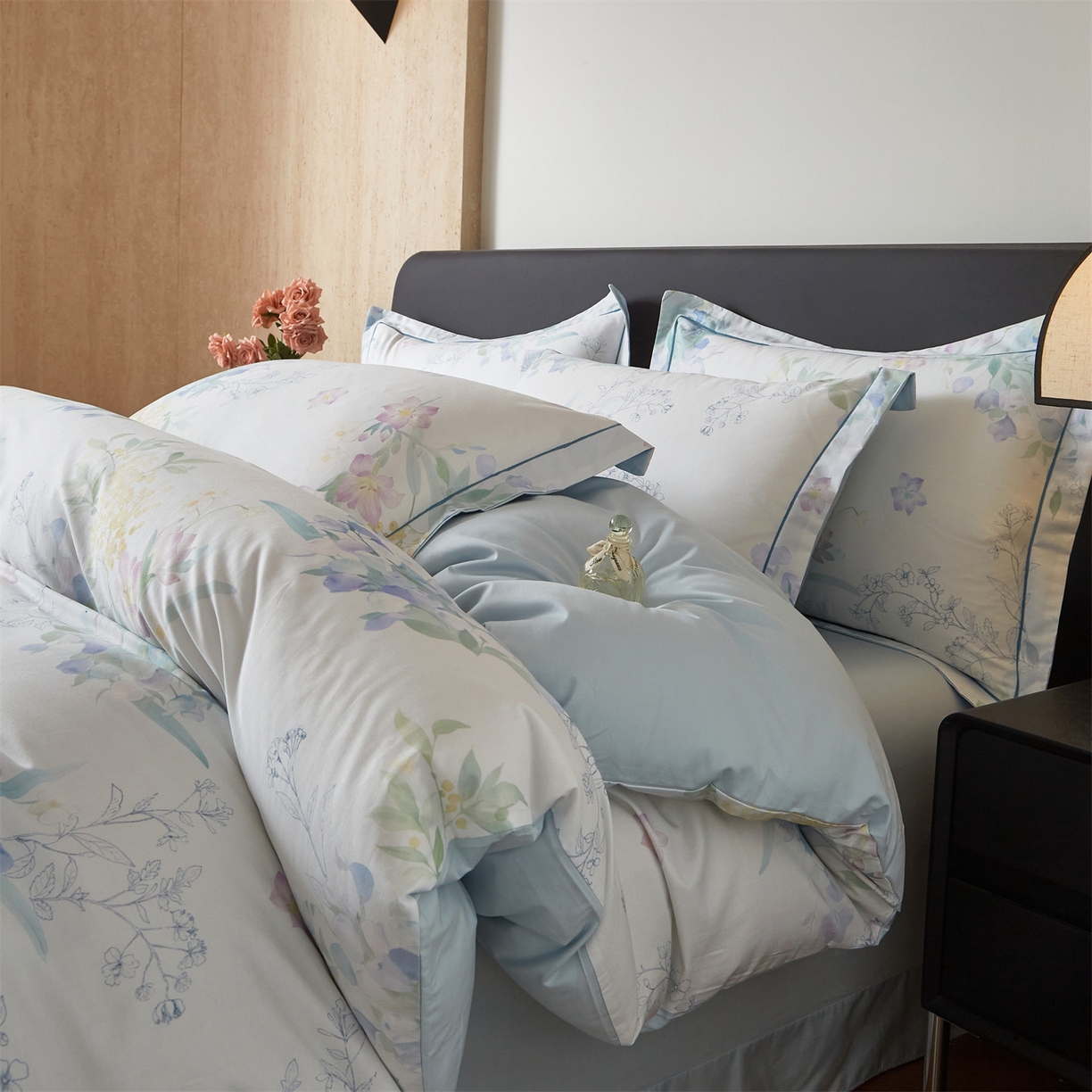 91家纺网 家纺一手货源 找家纺 曼秀琳 2026新款铂金棉数码印花四件套(全棉133*76) 可提供买家秀图片 洛璃-兰