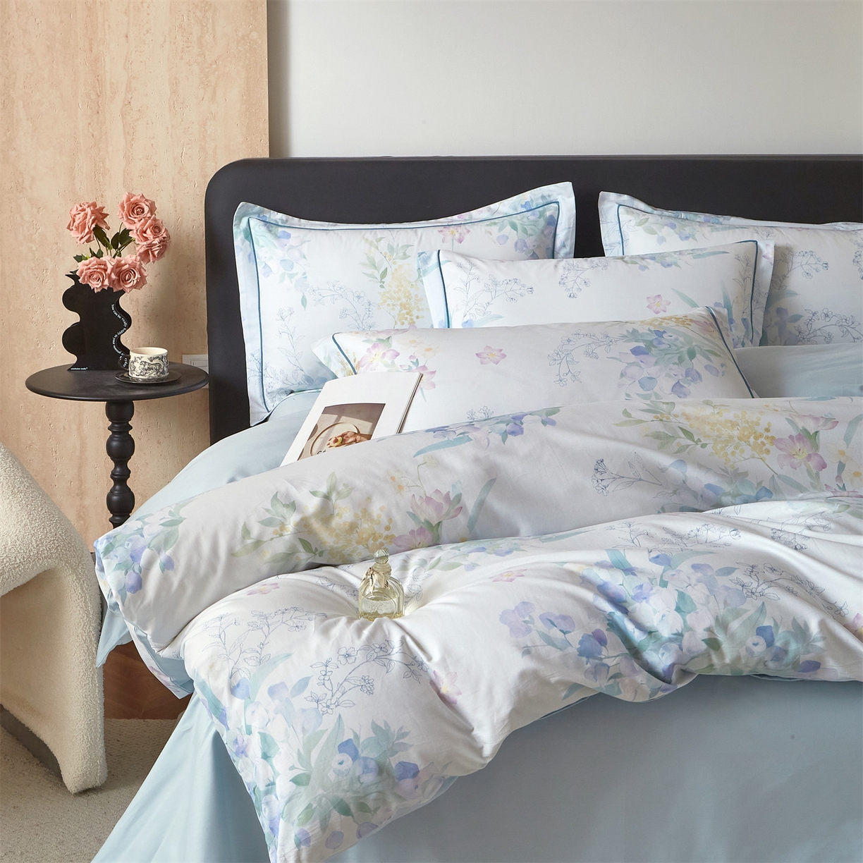 91家纺网 家纺一手货源 找家纺 曼秀琳 2026新款铂金棉数码印花四件套(全棉133*76) 可提供买家秀图片 洛璃-兰