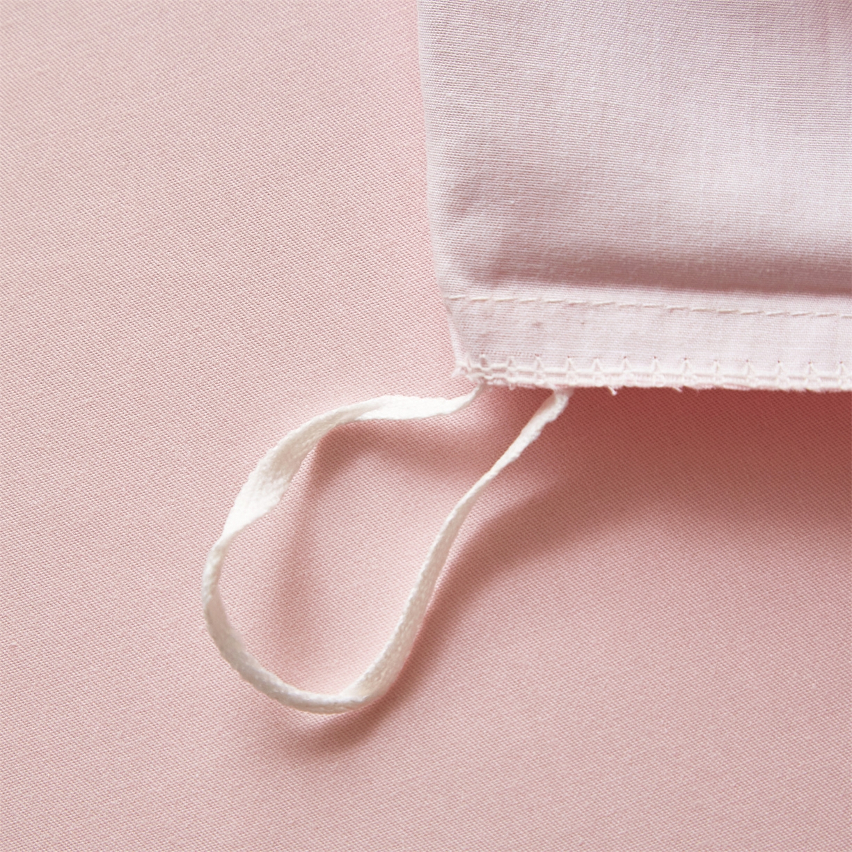 91家纺网 家纺一手货源 找家纺 曼秀琳 2026新款铂金棉数码印花四件套(全棉133*76) 可提供买家秀图片 墨染樱枝-粉