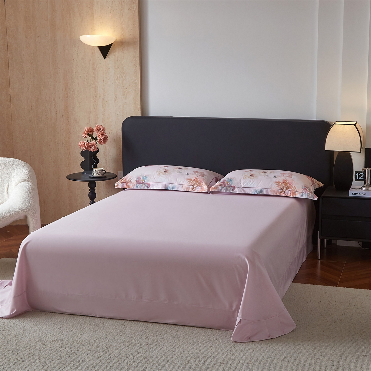 91家纺网 家纺一手货源 找家纺 曼秀琳 2026新款铂金棉数码印花四件套(全棉133*76) 可提供买家秀图片 诗歆-粉