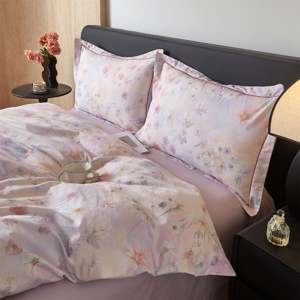 91家纺网 家纺一手货源 找家纺 曼秀琳 2026新款铂金棉数码印花四件套(全棉133*76) 可提供买家秀图片 甜梦-粉