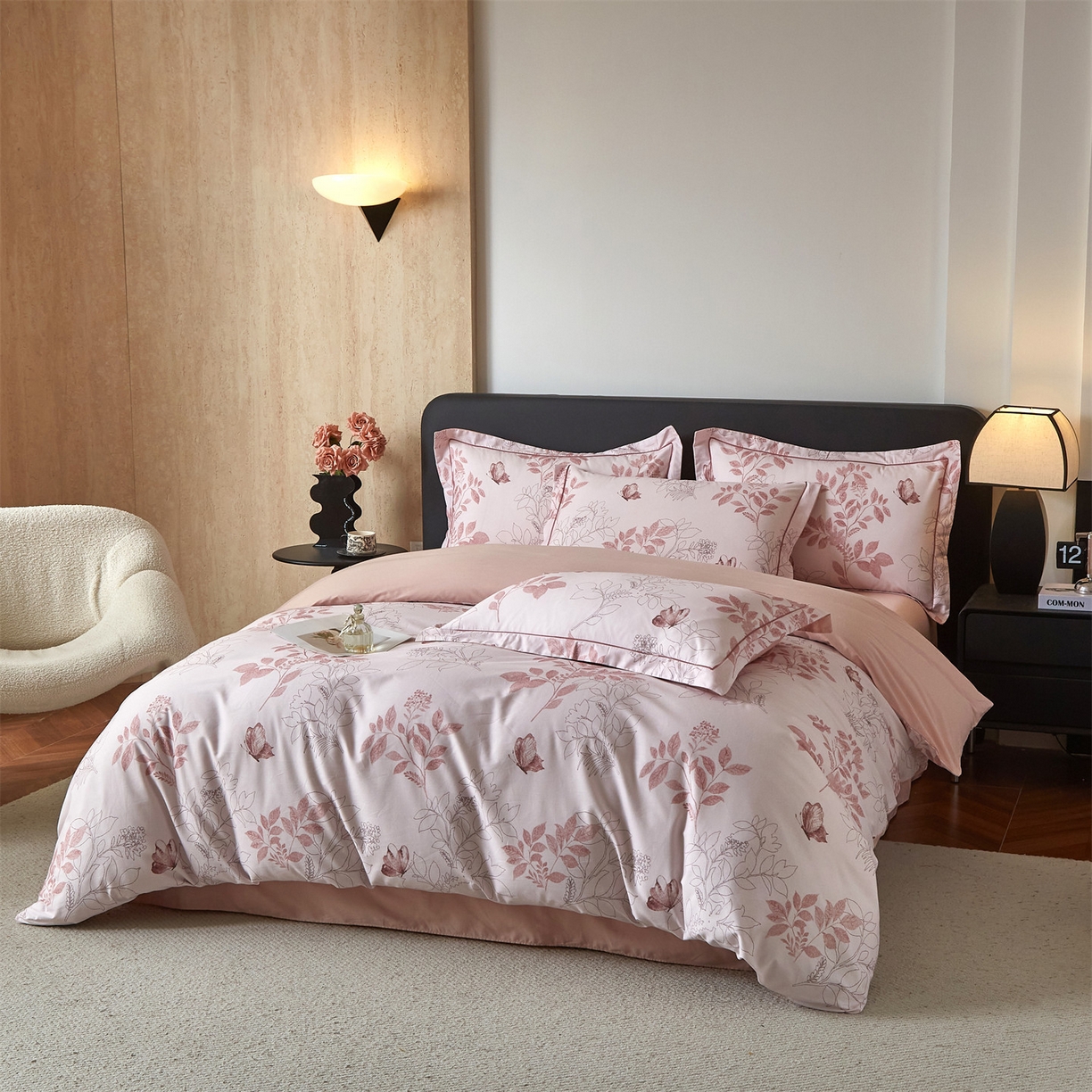 91家纺网 家纺一手货源 找家纺 曼秀琳 2026新款铂金棉数码印花四件套(全棉133*76) 可提供买家秀图片 晚叶初晓-粉