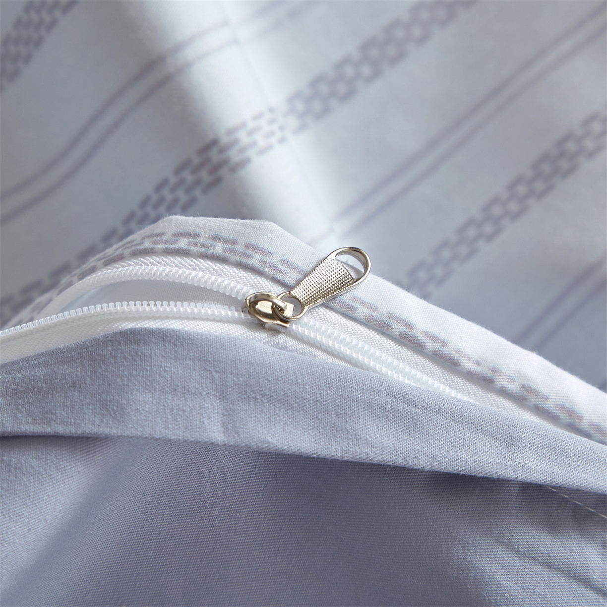 91家纺网 家纺一手货源 找家纺 曼秀琳 2026新款铂金棉数码印花四件套(全棉133*76) 可提供买家秀图片 小奶盖-兰