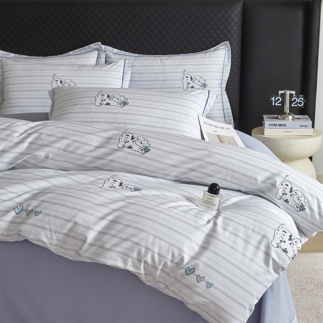 91家纺网 家纺一手货源 找家纺 曼秀琳 2026新款铂金棉数码印花四件套(全棉133*76) 可提供买家秀图片 小奶盖-兰