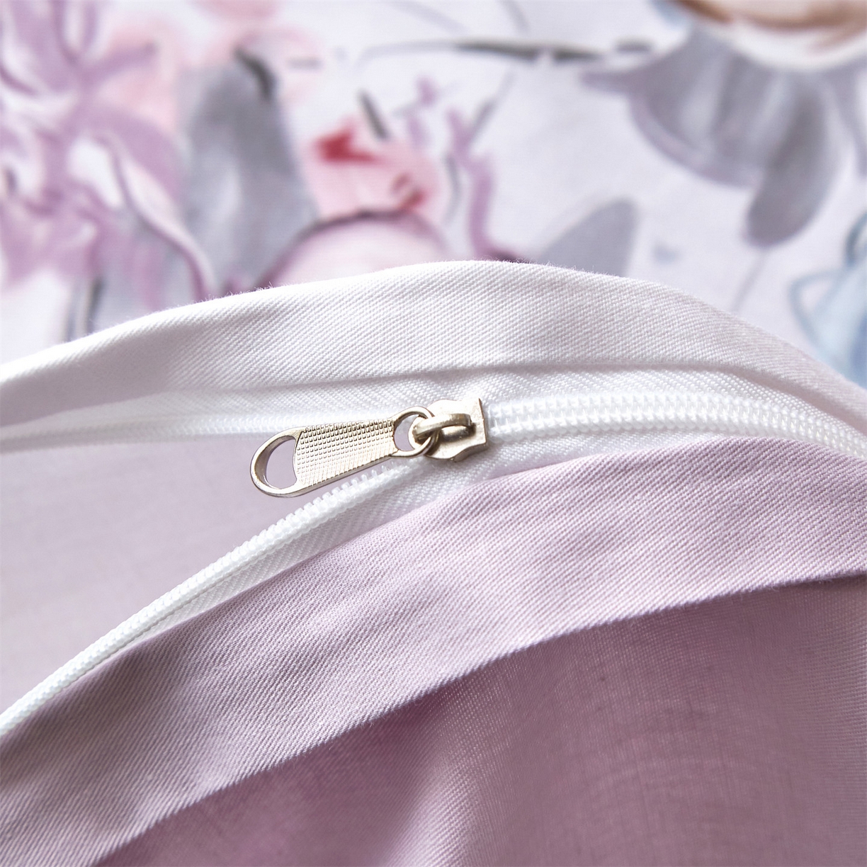 91家纺网 家纺一手货源 找家纺 曼秀琳 2026新款铂金棉数码印花四件套(全棉133*76) 可提供买家秀图片 昕甜-粉